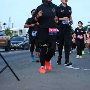 Runner Photo 3692521