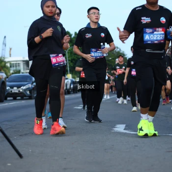 Runner Photo 3692544