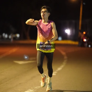 Runner Photo 3692565
