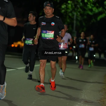 Runner Photo 3692566