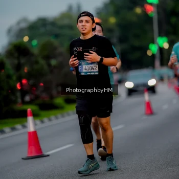 Runner Photo 3692593