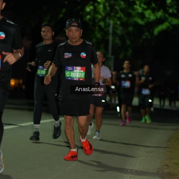 Runner Photo 3692599