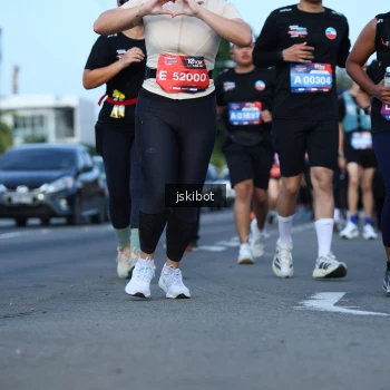 Runner Photo 3692639