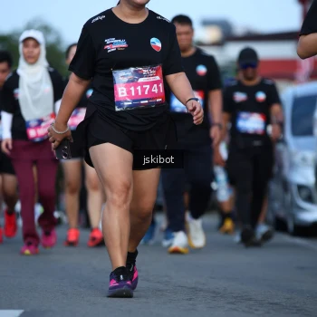Runner Photo 3692667