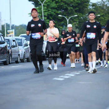 Runner Photo 3692680