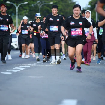 Runner Photo 3692697