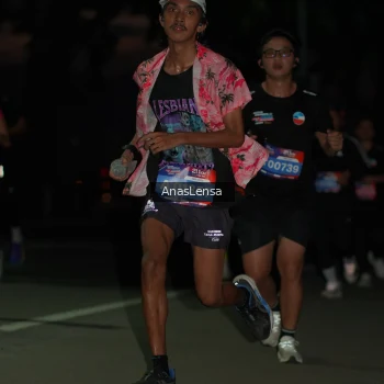 Runner Photo 3692772