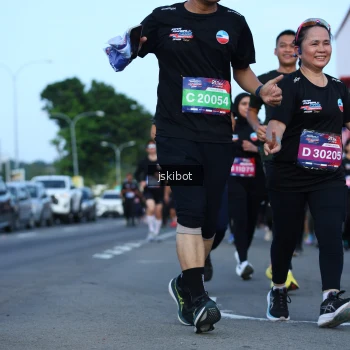 Runner Photo 3692777