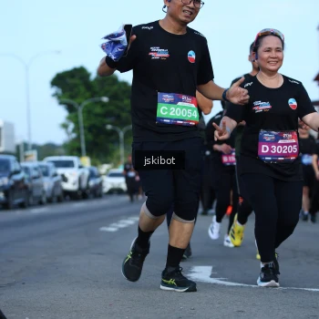 Runner Photo 3692796