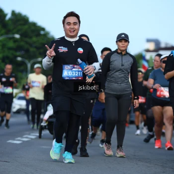 Runner Photo 3692901