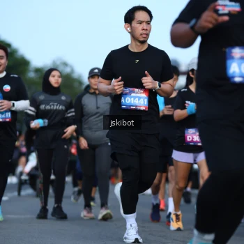 Runner Photo 3692910