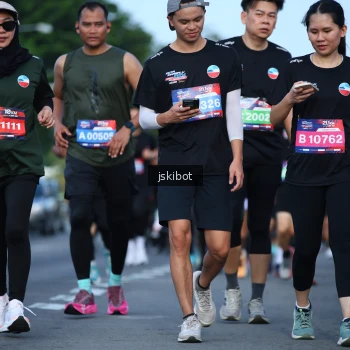 Runner Photo 3692994