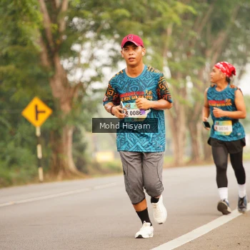 Runner Photo 3693009