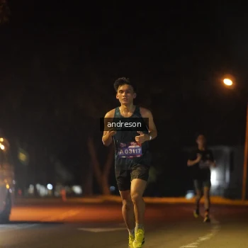 Runner Photo 3693061