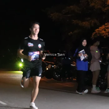 Runner Photo 3693083