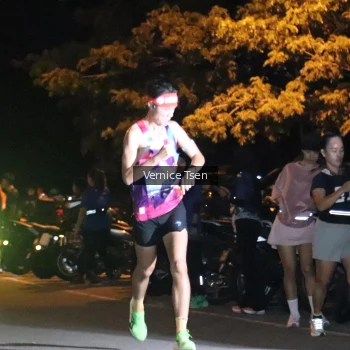 Runner Photo 3693088