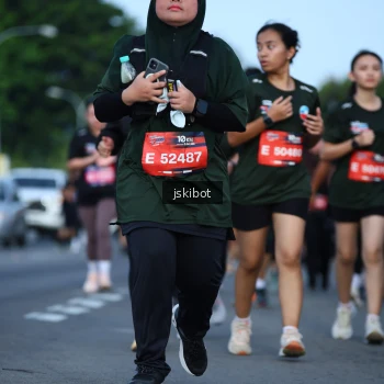 Runner Photo 3693095