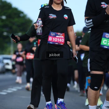 Runner Photo 3693130