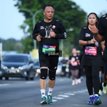Runner Photo 3693155
