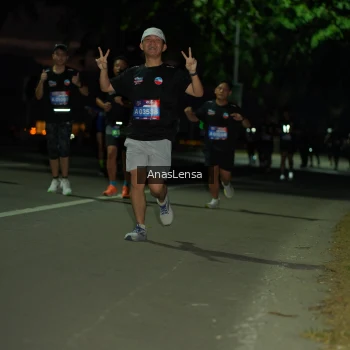 Runner Photo 3693168