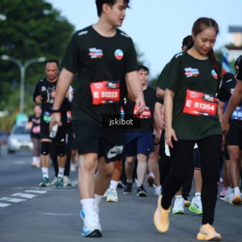 Runner Photo 3693193