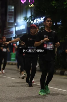 Runner Photo 3693245