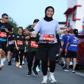 Runner Photo 3693252