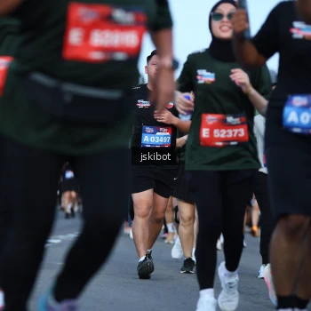 Runner Photo 3693359