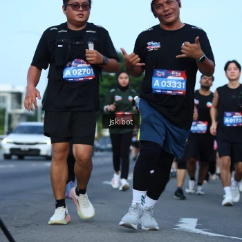 Runner Photo 3693376