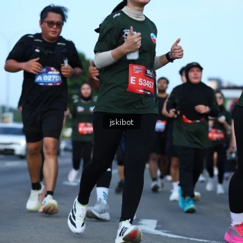 Runner Photo 3693377