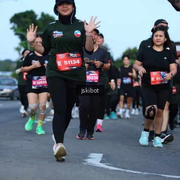 Runner Photo 3693396