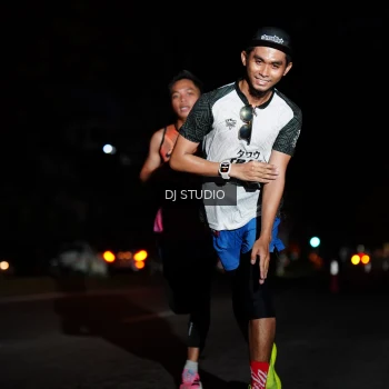 Runner Photo 3693403
