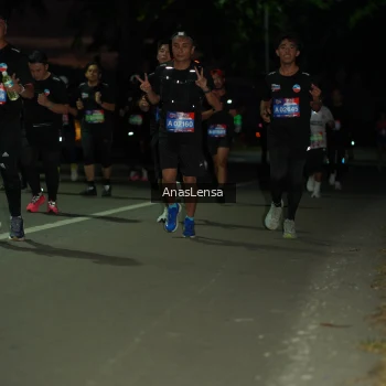 Runner Photo 3693431