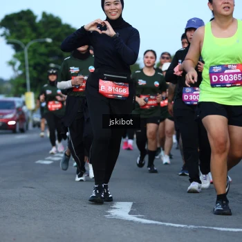 Runner Photo 3693443