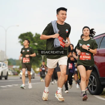 Runner Photo 3693474