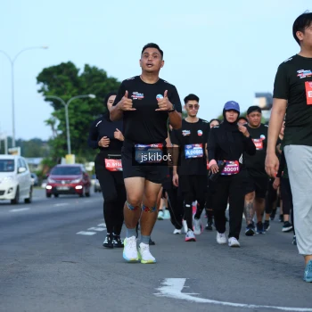 Runner Photo 3693486