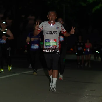 Runner Photo 3693497