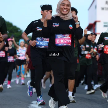 Runner Photo 3693561