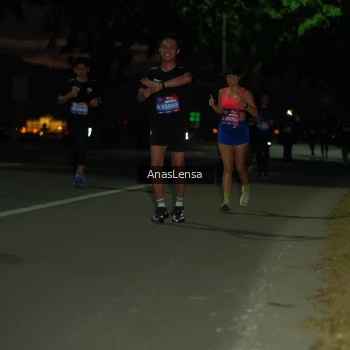 Runner Photo 3693576