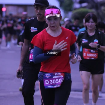 Runner Photo 3693635