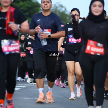 Runner Photo 3693649