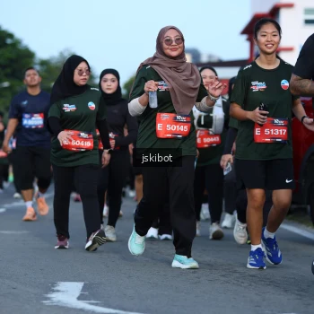 Runner Photo 3693677