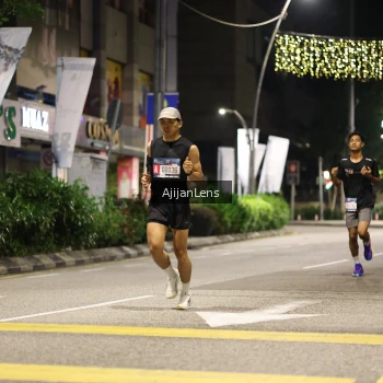 Runner Photo 3693689