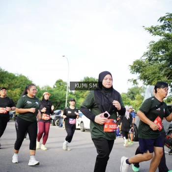 Runner Photo 3693700