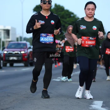 Runner Photo 3693707