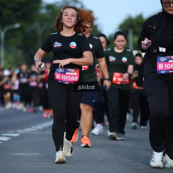 Runner Photo 3693745