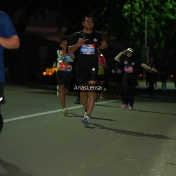 Runner Photo 3693804