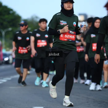 Runner Photo 3693810