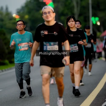 Runner Photo 3693865