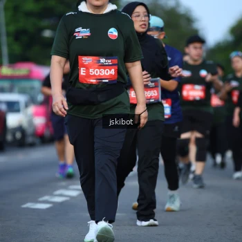 Runner Photo 3693907
